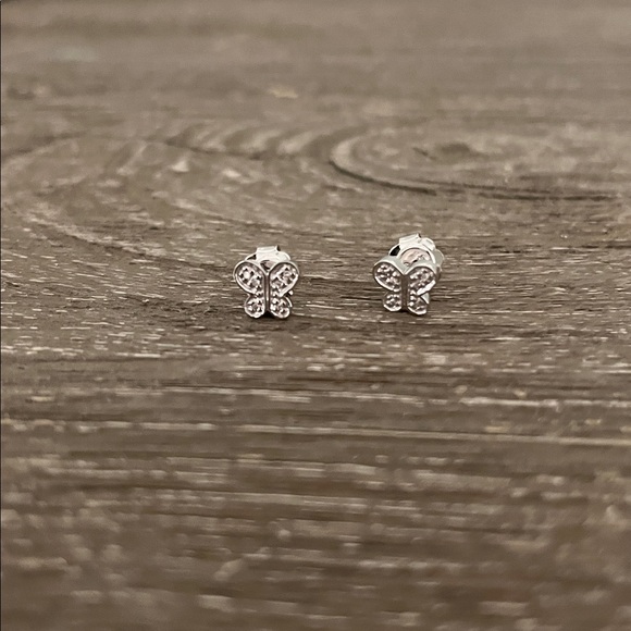 .05 CTW NATURAL DIAMOND Sterling Silver Butterfly Earrings | new - never worn - Picture 2 of 5